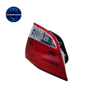 خطر عقب صندوق IX35 | رفلكتور درب صندوق توسان 2011-2015 | شبرنگ عقب IX35 | Trunk Lid Reflector Hyundai IX35 2011-2015