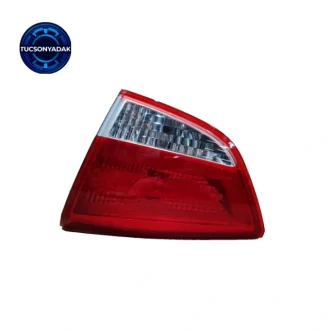 خطر عقب صندوق IX35 | رفلكتور درب صندوق توسان 2011-2015 | شبرنگ عقب IX35 | Trunk Lid Reflector Hyundai IX35 2011-2015
